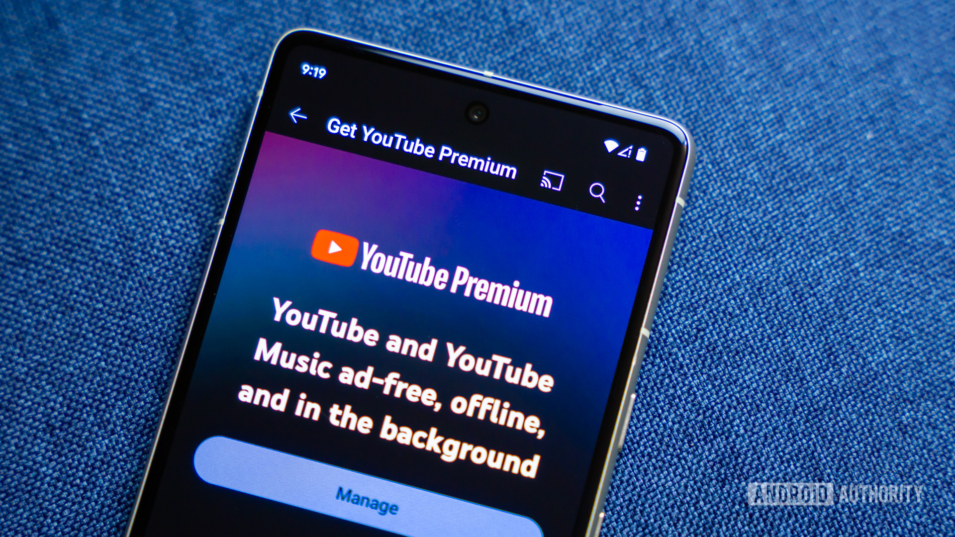 Google dimezza YouTube Premium per chi sale di fascia, vista frontale