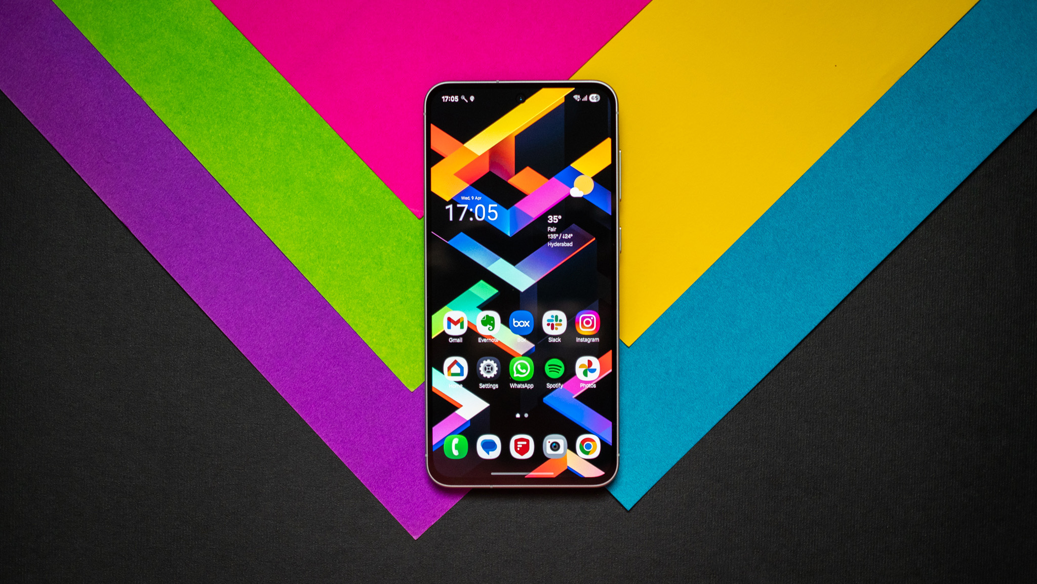 Galaxy S27 Pro e Privacy Display: cosa controllare oltre il blocco anti-sguardi, dettaglio del design